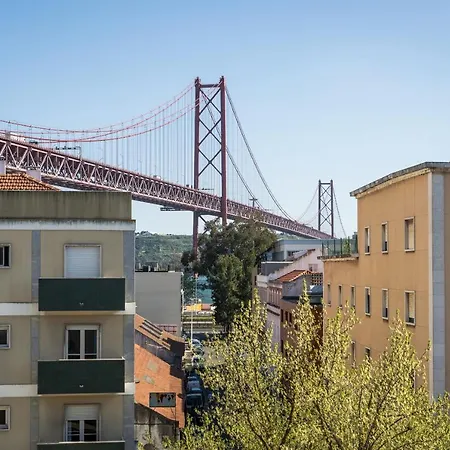 Master Architectural Gem In Alcantara Apartament Lizbona