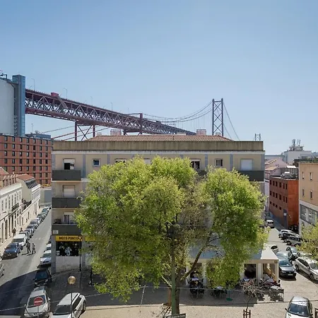 Master Architectural Gem In Alcantara Apartament