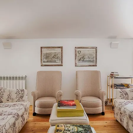 Master Architectural Gem In Alcantara Apartament *