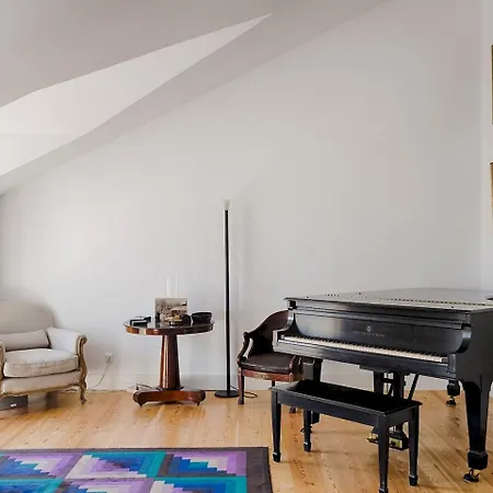 Master Architectural Gem In Alcantara Apartament Lizbona