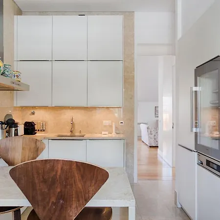 Apartament Master Architectural Gem In Alcantara
